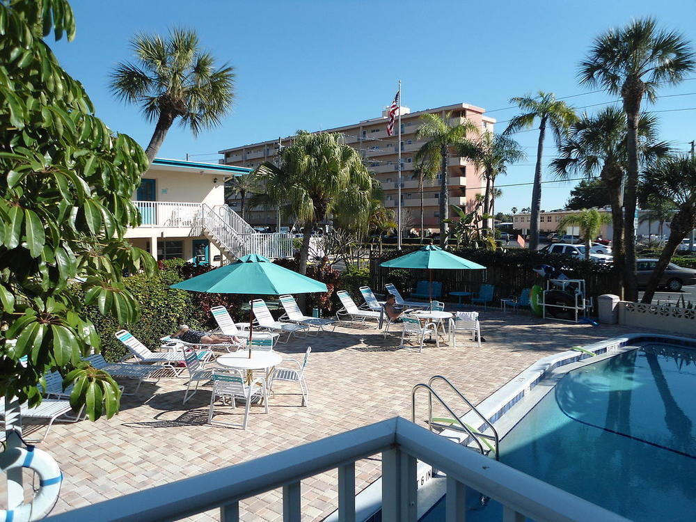 Malyn Resort St. Pete Beach Ngoại thất bức ảnh